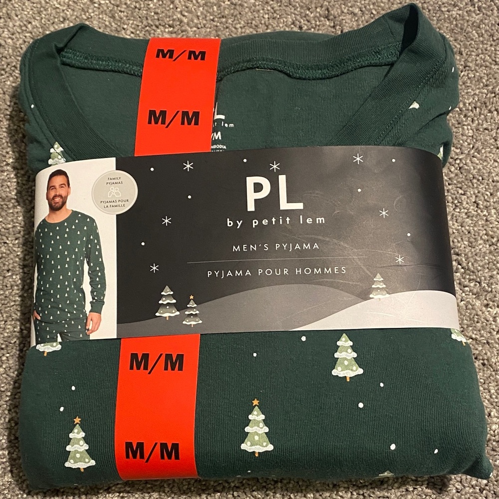Petit Lem Men's Green pyjamas new in package 2 piece set  100% cotton